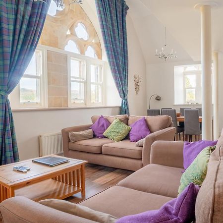פורט אוגוסטוס The Caledonian 3 Bedroom Self Catering Apartment In Historic Abbey מראה חיצוני תמונה